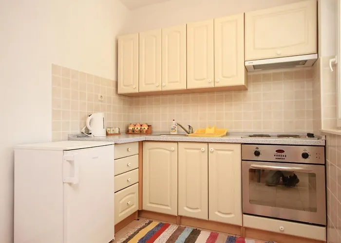 With Parking Space - Perna, Peljesac - 10161 Apartman *
