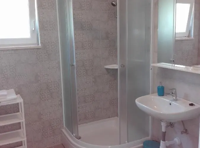 With Parking Space - Perna, Peljesac - 10161 Apartman Kuciste