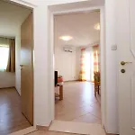 Apartamento With Parking Space - Perna, Peljesac - 10161