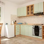 With Parking Space - Perna, Peljesac - 10161 Apartamento