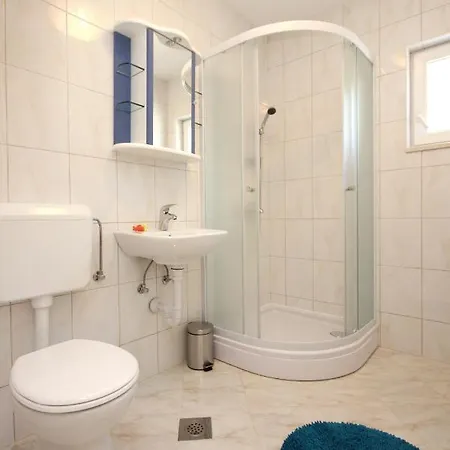 With Parking Space - Perna, Peljesac - 10161 Apartment