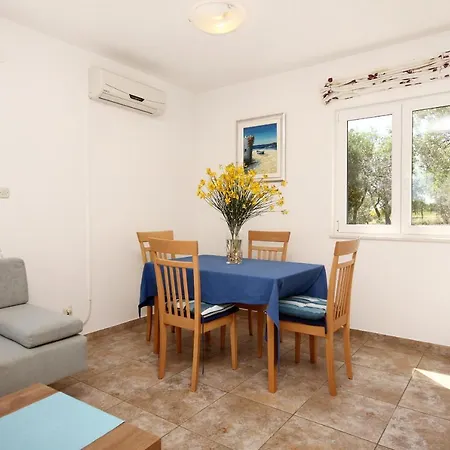 With Parking Space - Perna, Peljesac - 10161 쿠치슈테