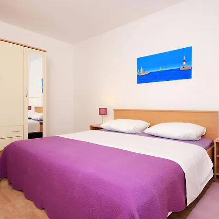 With A Parking Space - Perna, Peljesac - 10161 Apartment *