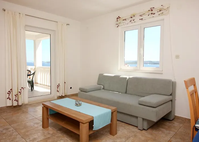 With Parking Space - Perna, Peljesac - 10161 Kuciste